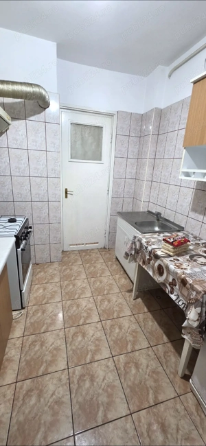 Apartament 2 camere, semidecomandat - Craiovei - imagine 9