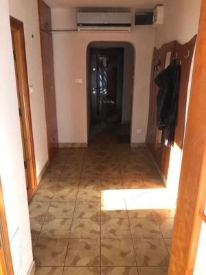 Persoana Fizica. Apartament 3 camere decomandate   72 mp + Balcon  KM 4 5, Aurel Vlaicu - imagine 10