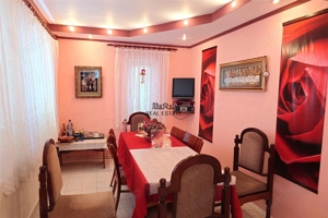 Gospodarie cu teren generos si constructii solide intr-o zona linistita - imagine 5