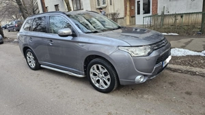 Mitsubishi Outlander PHEV - Benzina Electric GPL - imagine 3