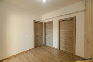 Apartament 2 camere,tip penthouse,mobilat, utilat,2 terase,100mp,Tractorul,Brasov. - imagine 17