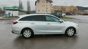 Vând Hyundai i30 
