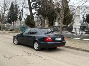Mercedes-Benz E220 Cdi  - imagine 3