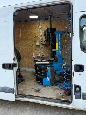 Vulcanizare mobila Renault Master - imagine 4