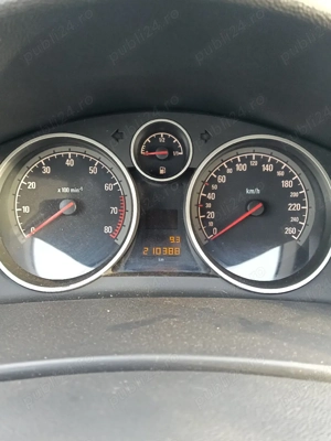 Opel Astra H - imagine 2