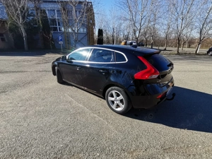 VOLVO V40 D2 2015 - imagine 7