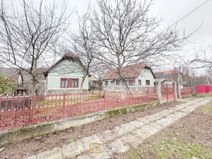 Teren cu casa batraneasca de vanzare Taut, Arad - imagine 2