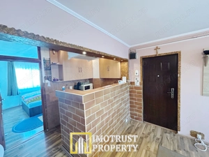 De vanzare apartament 3 camere Aradul Nou