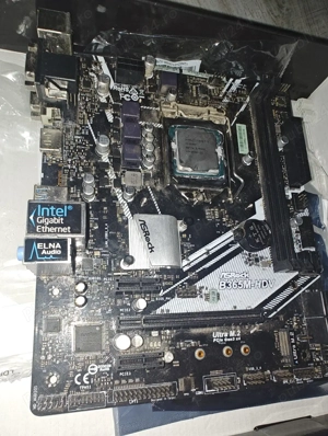 Procesor + placa baza