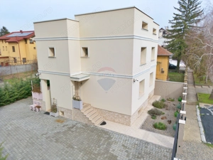Vilă spațioasă 202 mp utili, Calea Romanilor - imagine 3