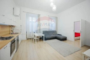 Apartament cu 3 camere de vânzare, ultracentral - imagine 3