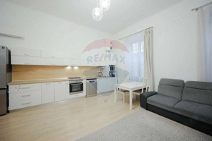 Apartament cu 3 camere de vânzare, ultracentral - imagine 4