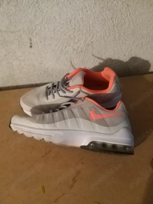 adidași NR 38 ( nu trimit prin curier sau poștă 