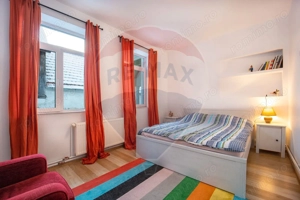 Casă cu două corpuri, teren 835 mp, str. I.L. Caragiale, Râșnov - imagine 3
