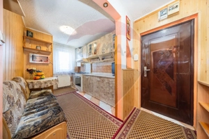 Apartament cu 2 camere de vânzare în zona Electroprecizia