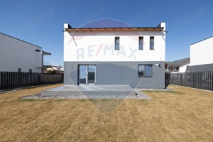 Vila perfectă pentru un stil de viață exclusivist! - imagine 17