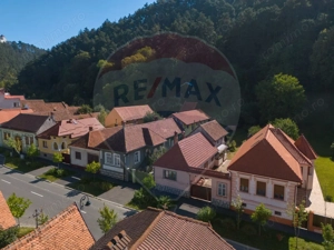 Casă cu două corpuri, teren 835 mp, str. I.L. Caragiale, Râșnov - imagine 12