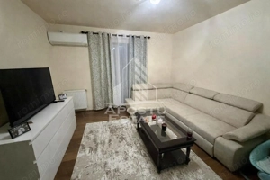 Apartament cu 2 camere, etajul 1, bucatarie inchisa, Giroc