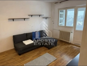 Apartament cu o camera, etaj 3, zona Girocului