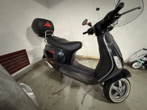 Vespa LX 50cc 4T Black - imagine 3