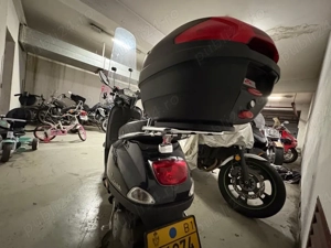 Vespa LX 50cc 4T Black - imagine 4