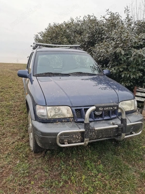 Dezmembrez Kia Sportage 2.0 benzina  - imagine 4