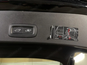 Volvo XC 40 - imagine 19