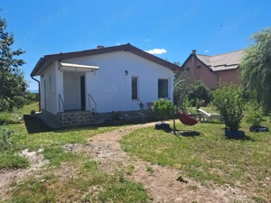 Proprietar vand casa la pret de apartament cu teren 864mp