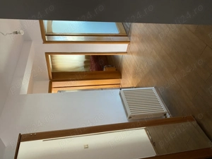 Apartament 3 camere de vânzare   Moșnița Nouă, zonă excelentă - imagine 2
