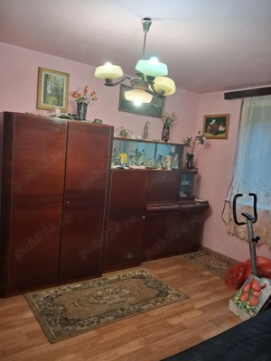 Vînd sau schimb apartament cu 3 camere in cartierul Rogerius, Oradea