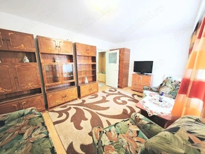 Vand apartament cu 2 camere,  ETAJ 2, Hunedoara, Micro 5, 48000 euro neg - imagine 6