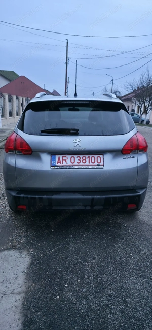 Peugeot 2008, 1.2l benzină an 2013 - imagine 2