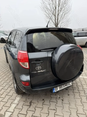 Toyota Rav 4 din 2006 - imagine 8