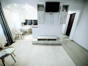 Vand apartament în Hunedoara, zona  Micro 3, intre Profi si Supeco, recent renovat 33000 EUR