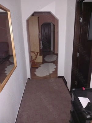 De închiriat apartament cu 3 camere 