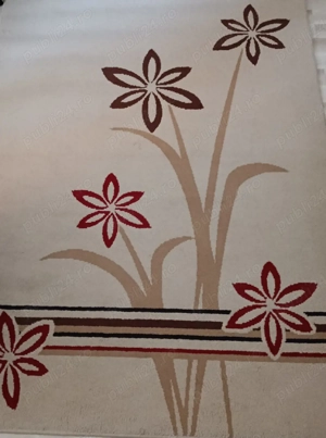 Covor bej floral 