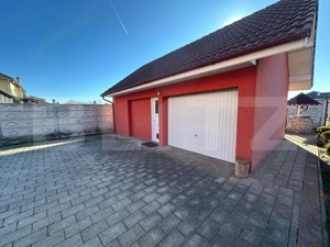 Casa de vanzare, 350 mp utili, 1000 mp teren - Cetate - imagine 18