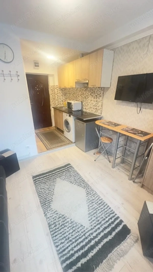 Inchiriez garsoniera in zona Buziasului, et.4, suprafata utila de 15 mp. - imagine 7