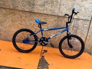 bicicleta bmx muddyfox roti 20"