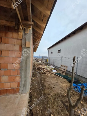 Casa cu 4 camere pe un singur nivel teren 500 mp din Selimbar - imagine 13