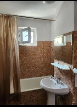 PanteImon, zona Mega MaII - Piata DeIfinuIui - imagine 3