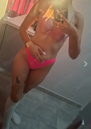 Cleopatra fac si deplasari in oras sau la hotel