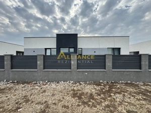 <Complex Rezidential> 4 camere 2 bai teren 407 mp