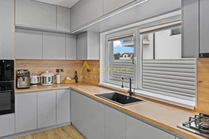 Casa spatioasa cu gradina si vedere superba perfecta pentru familie - imagine 13