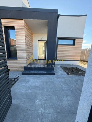 <Casa individuala parter> 4 camere 2 bai 371 mp teren - imagine 3