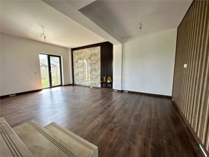 <Casa individuala> 4 camere 3 bai teren 380 m2 Zona linistita - imagine 5