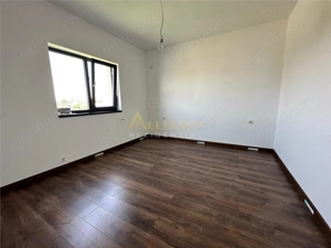 <Casa individuala> 4 camere 3 bai teren 380 m2 Zona linistita - imagine 8