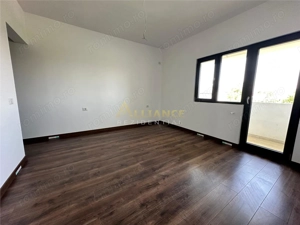 <Casa individuala> 4 camere 3 bai teren 380 m2 Zona linistita - imagine 9