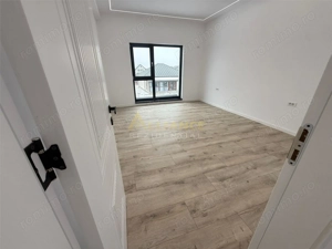 <Casa individuala cu finisaje de lux> 4 camere 3 bai + dressing teren 540mp - imagine 11