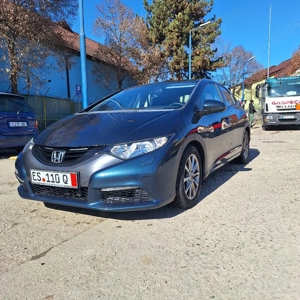 Honda Civic an 2013, 1.6 diesel, extrem de intretinuta - imagine 3